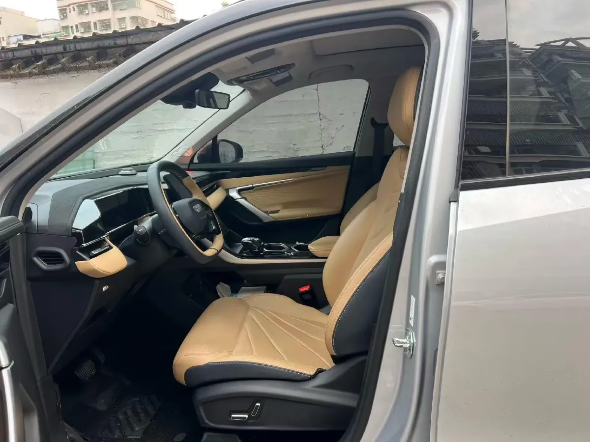 2023 Geely StarRay 1.5T 181HP L4 7DCT,autocango,china used car exporter,china ev exporter,chinese used car exporter,chinese used ev exporter