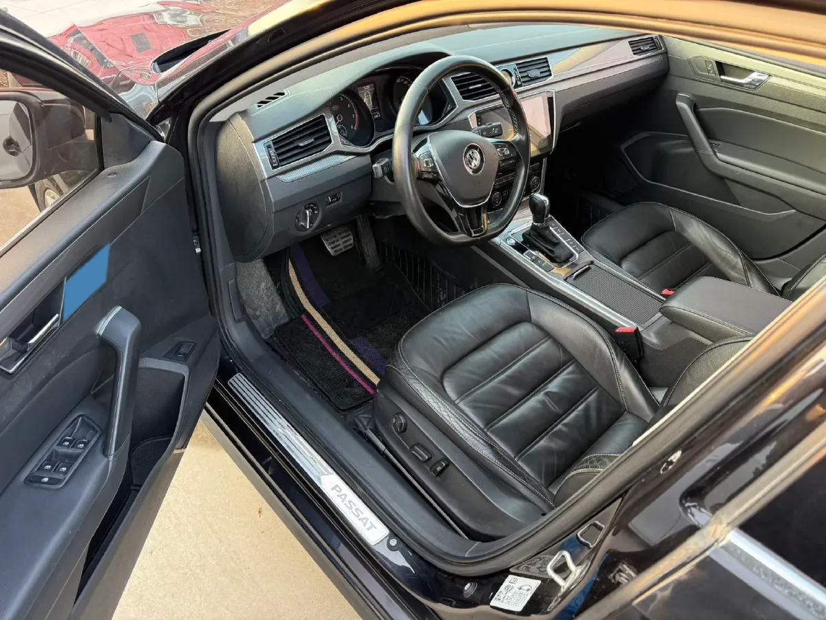 2017 Volkswagen Passat 1.8T 180HP L4 7DCT,autocango,china used car exporter,china ev exporter,chinese used car exporter,chinese used ev exporter