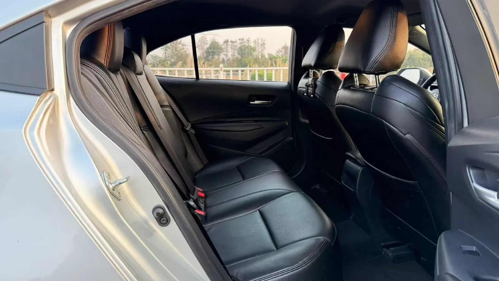 2019 Toyota Levin 1.2T 116HP L4 CVT,autocango,china used car exporter,china ev exporter,chinese used car exporter,chinese used ev exporter