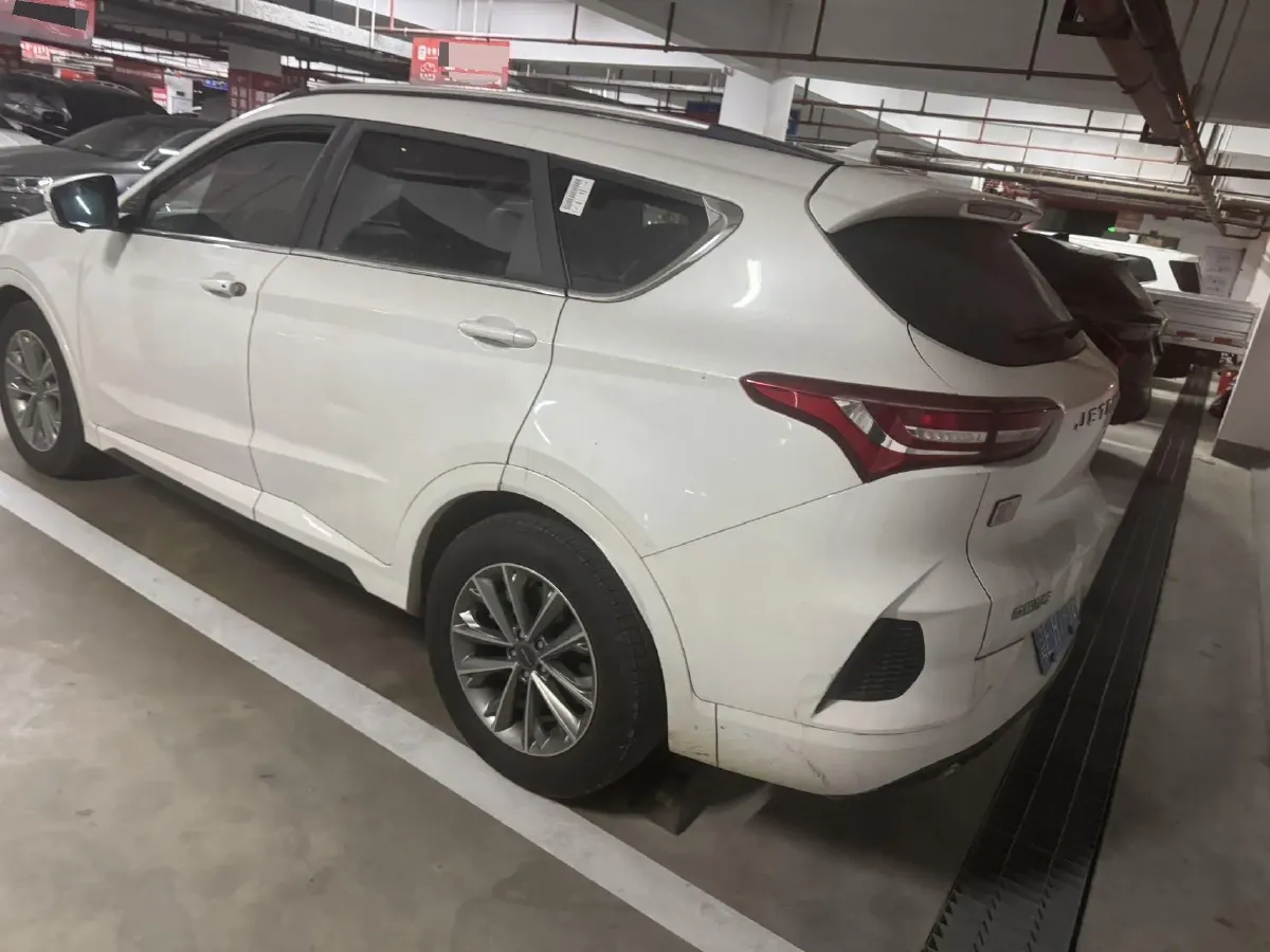 2020 Jetour X70 1.5T 156HP L4 6DCT,autocango,china used car exporter,china ev exporter,chinese used car exporter,chinese used ev exporter