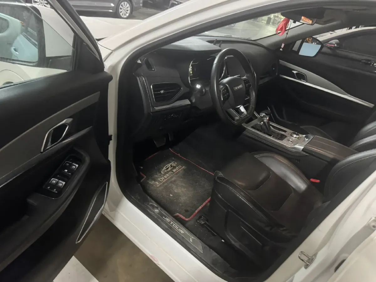 2020 Jetour X70 1.5T 156HP L4 6DCT,autocango,china used car exporter,china ev exporter,chinese used car exporter,chinese used ev exporter