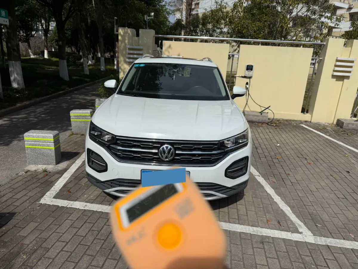 2019 Jeep Cherokee 2.0T 234HP L4 9AT,autocango,china used car exporter,china ev exporter,chinese used car exporter,chinese used ev exporter