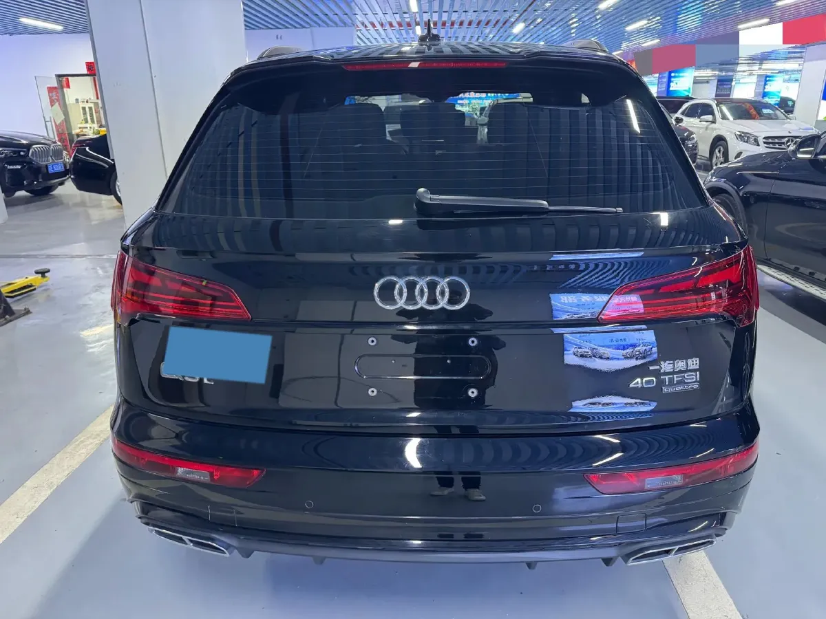2023 Audi Q5L 2.0T 190HP L4 7DCT,autocango,china used car exporter,china ev exporter,chinese used car exporter,chinese used ev exporter