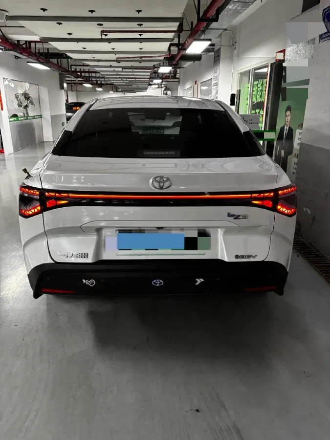 2023 Toyota bZ3 BEV 49.92KWH,autocango,china used car exporter,china ev exporter,chinese used car exporter,chinese used ev exporter