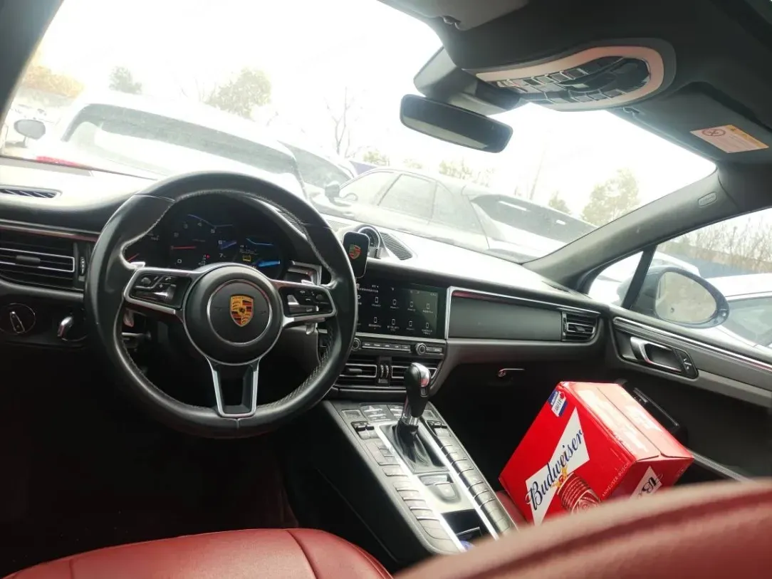 2018 Porsche Macan 2.0T 252HP L4 7DCT,autocango,china used car exporter,china ev exporter,chinese used car exporter,chinese used ev exporter