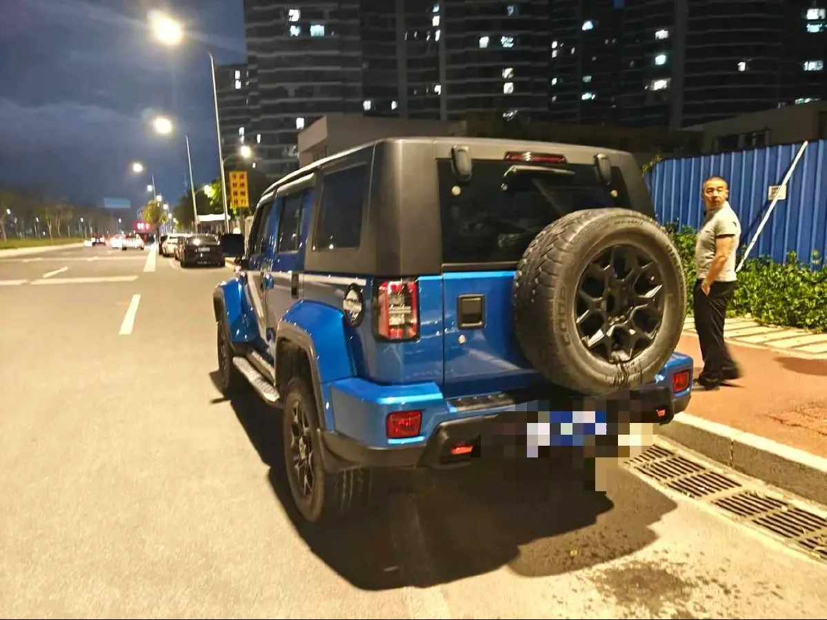 2018 Beijing BJ40 2.3T 250HP L4 6AT,autocango,china used car exporter,china ev exporter,chinese used car exporter,chinese used ev exporter