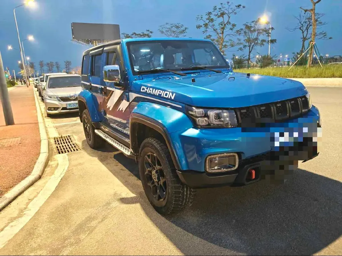 2018 Beijing BJ40 2.3T 250HP L4 6AT,autocango,china used car exporter,china ev exporter,chinese used car exporter,chinese used ev exporter