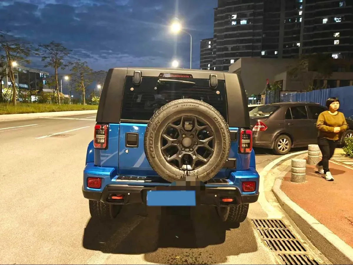 2018 Beijing BJ40 2.3T 250HP L4 6AT,autocango,china used car exporter,china ev exporter,chinese used car exporter,chinese used ev exporter