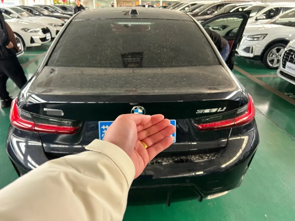 2025 BMW 3 Series 2.0T 184HP L4 8AT,autocango,china used car exporter,china ev exporter,chinese used car exporter,chinese used ev exporter