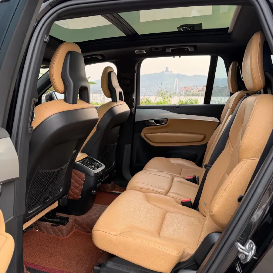 2018 Volvo XC90 2.0T 320HP L4 8AT,autocango,china used car exporter,china ev exporter,chinese used car exporter,chinese used ev exporter