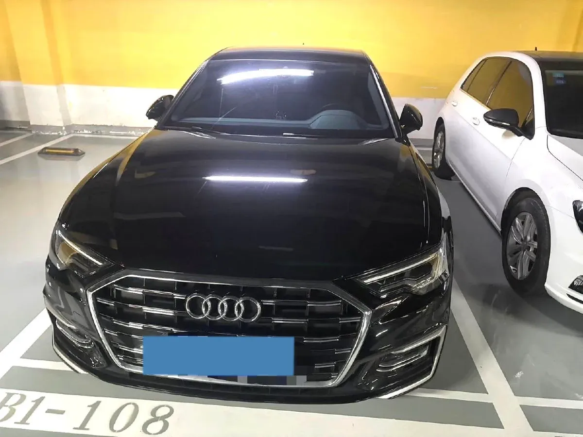 2023 Audi A6L 2.0T 245HP L4 7DCT,autocango,china used car exporter,china ev exporter,chinese used car exporter,chinese used ev exporter