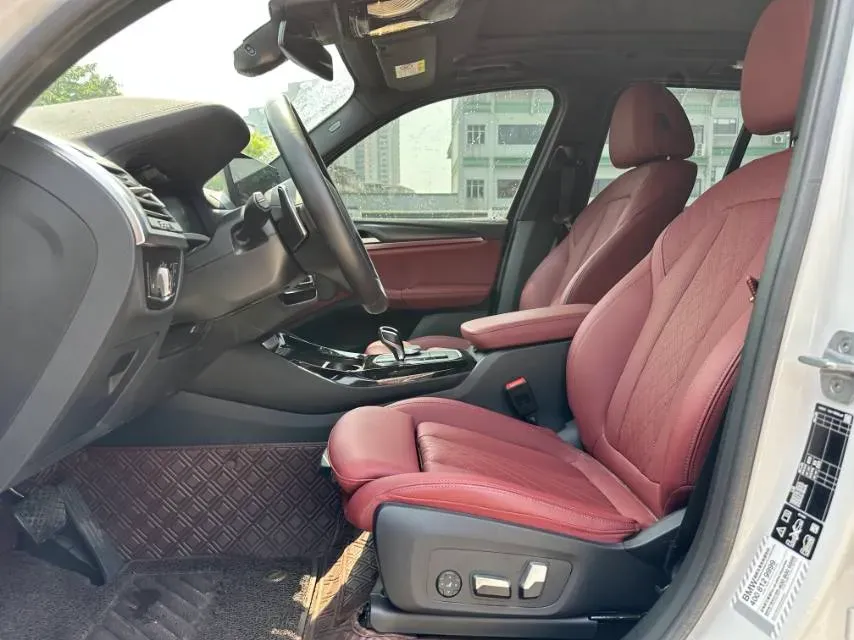 2023 BMW X3 2.0T 245HP L4 8AT,autocango,china used car exporter,china ev exporter,chinese used car exporter,chinese used ev exporter