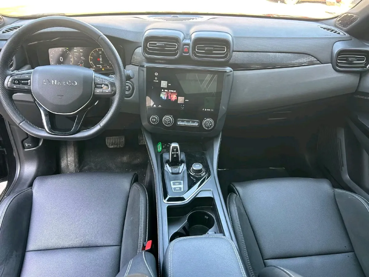 2021 LYNK&CO 03 1.5T 180HP L3 7DCT,autocango,china used car exporter,china ev exporter,chinese used car exporter,chinese used ev exporter