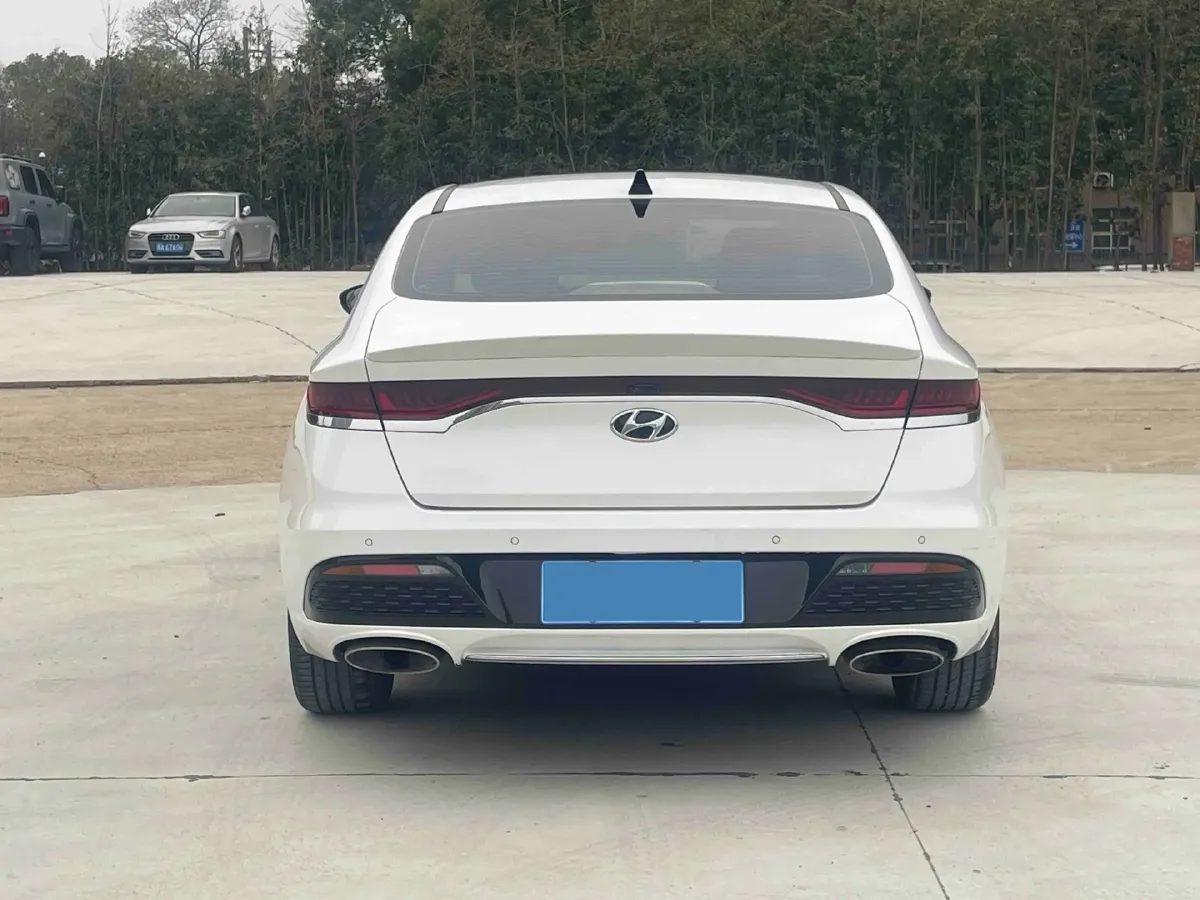 2019 Hyundai La Festa 1.6T 190HP L4 7DCT,autocango,china used car exporter,china ev exporter,chinese used car exporter,chinese used ev exporter