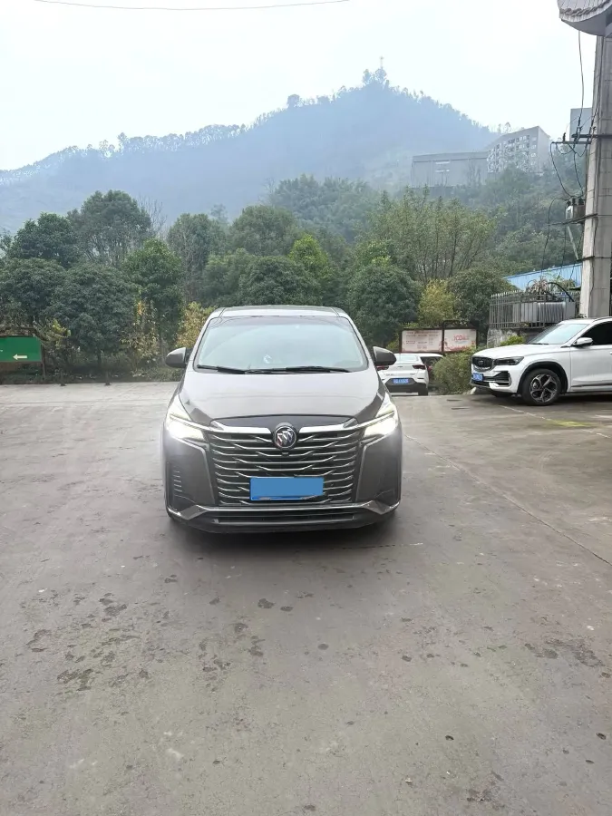 2022 Buick GL8 2.0T 237HP L4 9AT,autocango,china used car exporter,china ev exporter,chinese used car exporter,chinese used ev exporter