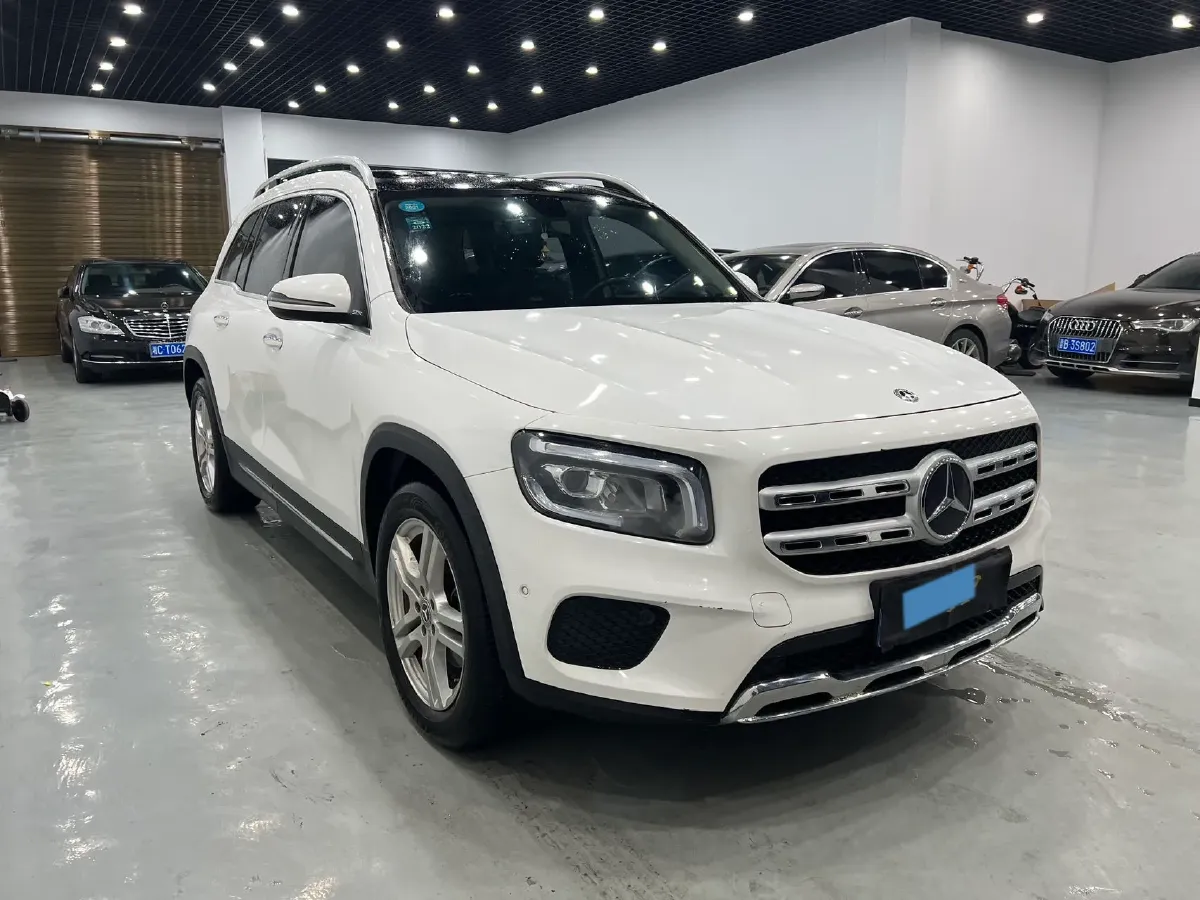 2020 Mercedes-Benz GLB Class 1.3T 163HP L4 7DCT,autocango,china used car exporter,china ev exporter,chinese used car exporter,chinese used ev exporter