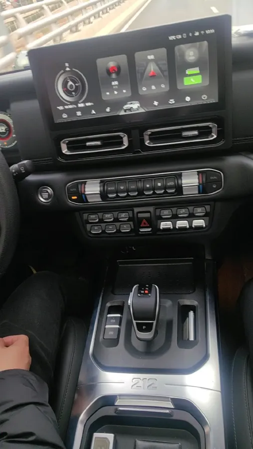 2024 212 212 T01 2.0T 252HP L4 8AT,autocango,china used car exporter,china ev exporter,chinese used car exporter,chinese used ev exporter