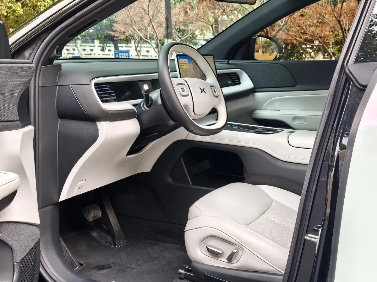 2023 Xpeng G6 BEV 87.5KWH,autocango,china used car exporter,china ev exporter,chinese used car exporter,chinese used ev exporter