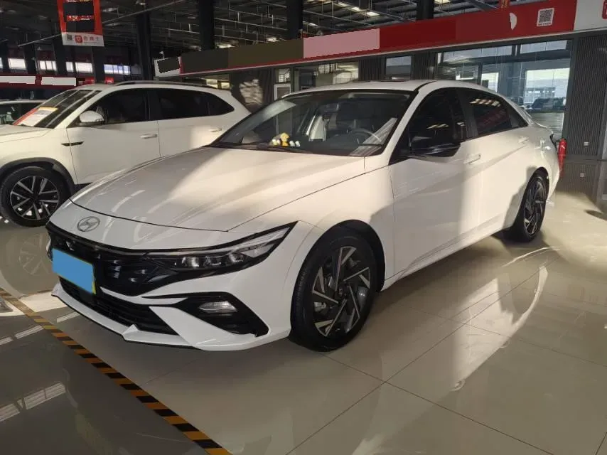 2023 Hyundai Elantra 1.5L 115HP L4 CVT,autocango,china used car exporter,china ev exporter,chinese used car exporter,chinese used ev exporter