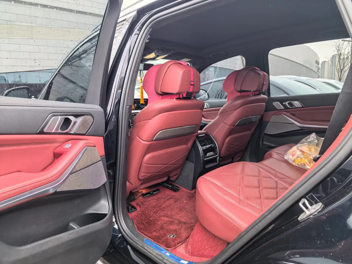 2022 BMW X5 3.0T 333HP L6 8AT,autocango,china used car exporter,china ev exporter,chinese used car exporter,chinese used ev exporter