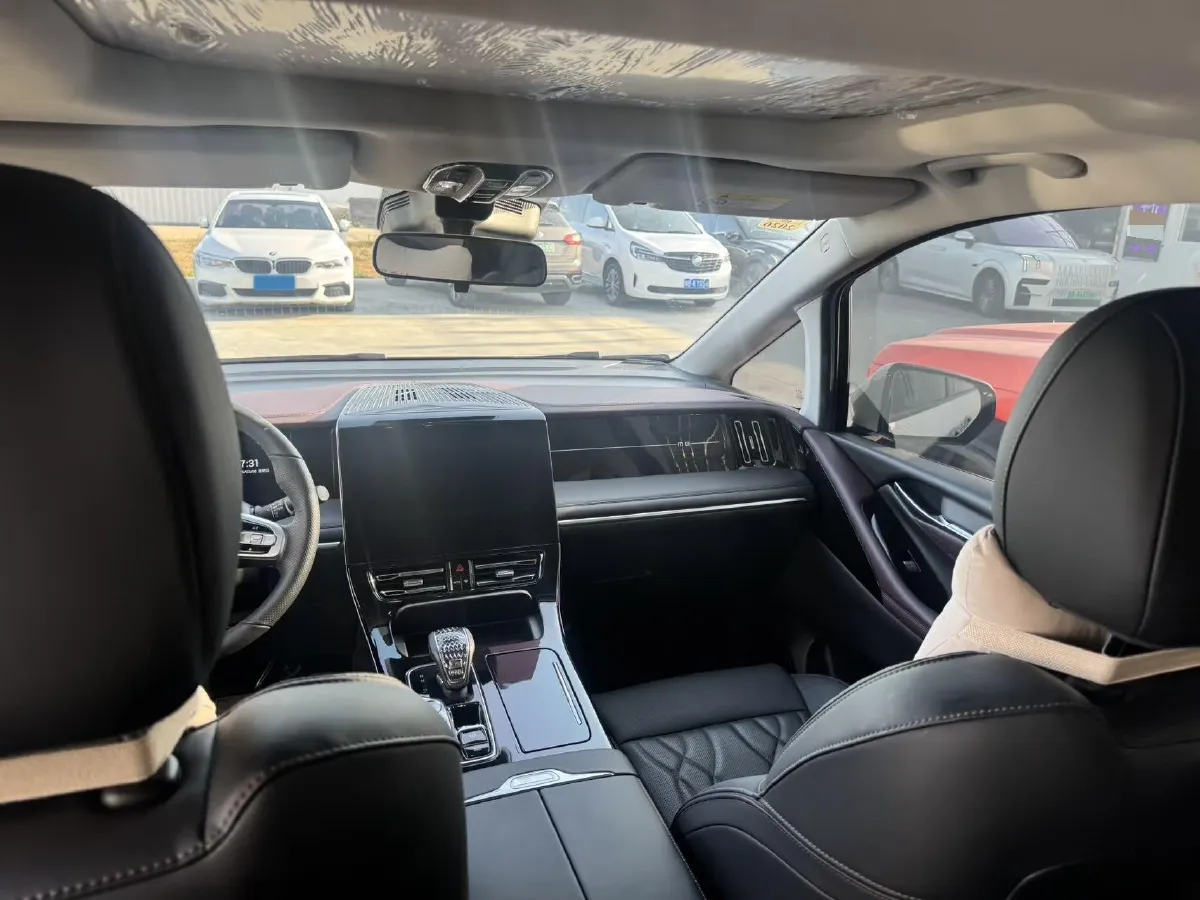 2024 GAC Trumpchi M8 2.0T 252HP L4 8AT,autocango,china used car exporter,china ev exporter,chinese used car exporter,chinese used ev exporter