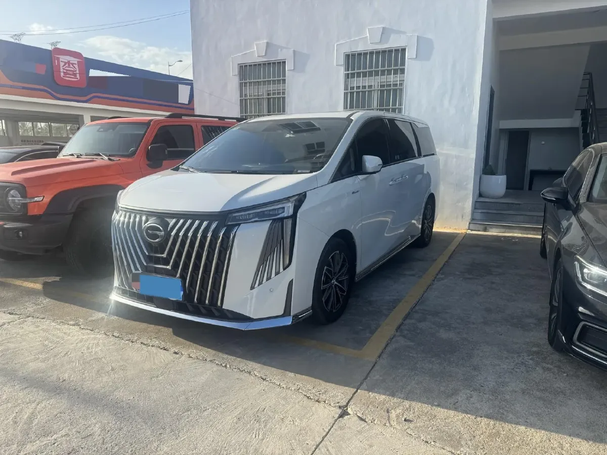 2024 GAC Trumpchi M8 2.0T 252HP L4 8AT,autocango,china used car exporter,china ev exporter,chinese used car exporter,chinese used ev exporter