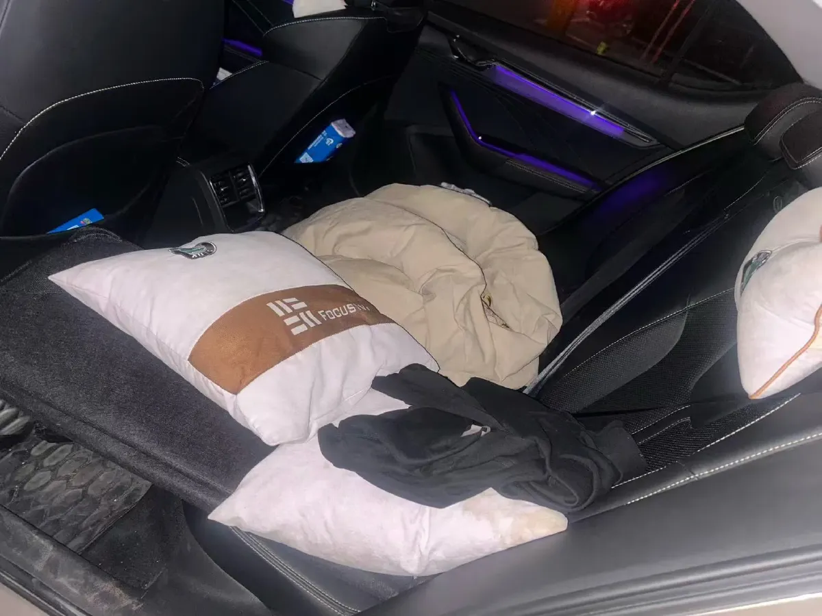 2021 Skoda Octavia 1.4T 150HP L4 7DCT,autocango,china used car exporter,china ev exporter,chinese used car exporter,chinese used ev exporter