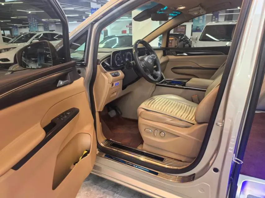 2021 Buick GL8 2.0T 237HP L4 9AT,autocango,china used car exporter,china ev exporter,chinese used car exporter,chinese used ev exporter