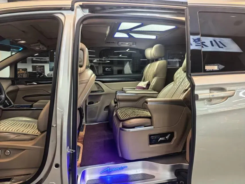 2021 Buick GL8 2.0T 237HP L4 9AT,autocango,china used car exporter,china ev exporter,chinese used car exporter,chinese used ev exporter