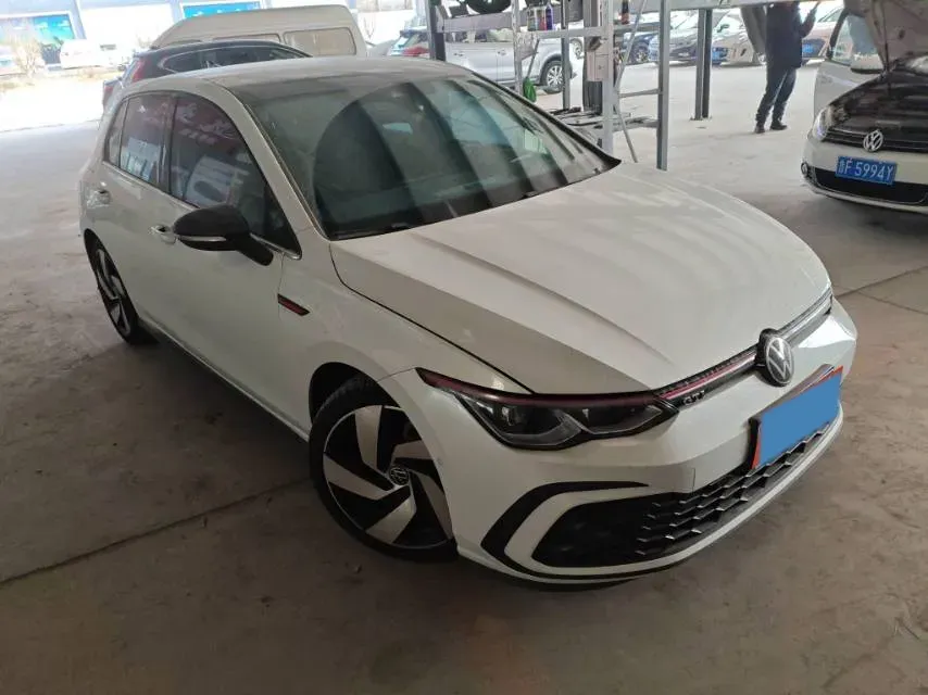 2023 Volkswagen GolfGTI 2.0T 220HP L4 7DCT,autocango,china used car exporter,china ev exporter,chinese used car exporter,chinese used ev exporter