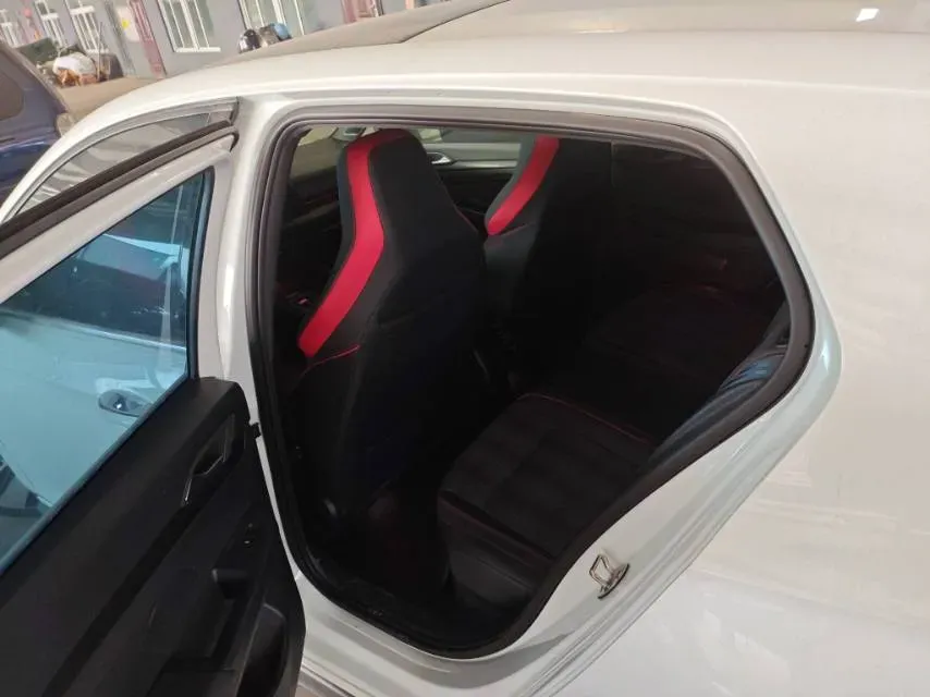 2023 Volkswagen GolfGTI 2.0T 220HP L4 7DCT,autocango,china used car exporter,china ev exporter,chinese used car exporter,chinese used ev exporter