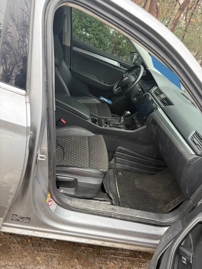 2025 Volkswagen Tharu 1.5T 160HP L4 7DCT,autocango,china used car exporter,china ev exporter,chinese used car exporter,chinese used ev exporter