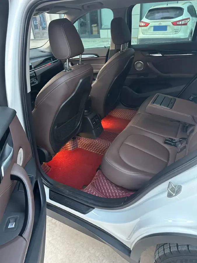 2022 BMW X1 2.0T 192HP L4 7DCT,autocango,china used car exporter,china ev exporter,chinese used car exporter,chinese used ev exporter