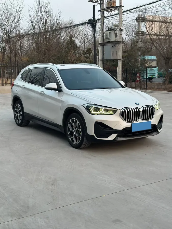 2022 BMW X1 2.0T 192HP L4 7DCT,autocango,china used car exporter,china ev exporter,chinese used car exporter,chinese used ev exporter