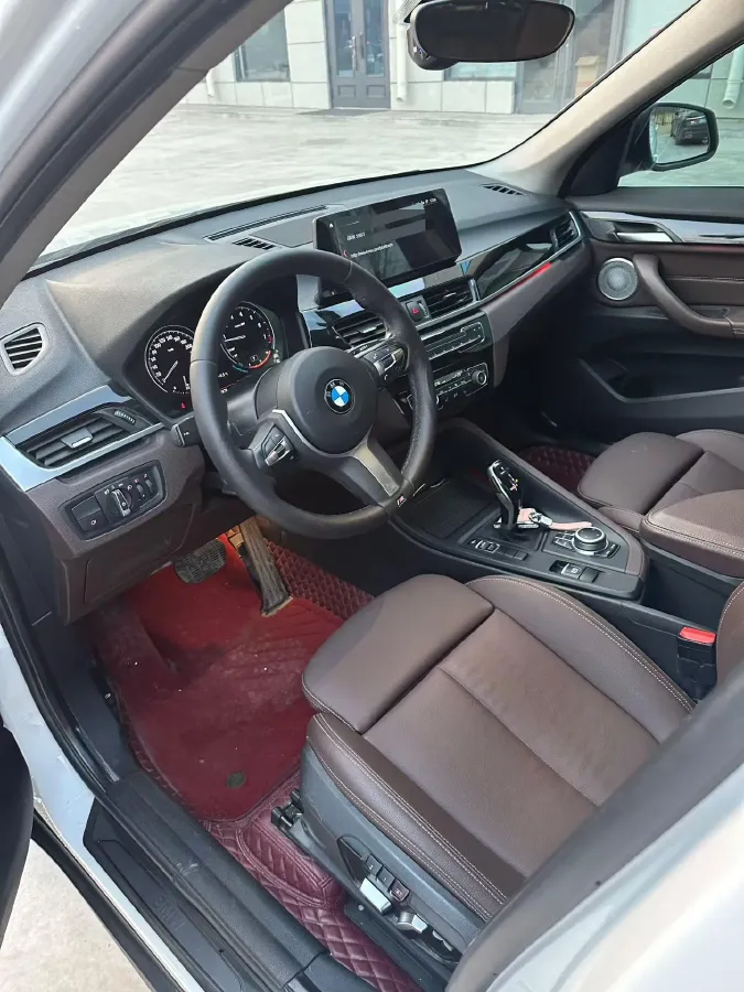 2022 BMW X1 2.0T 192HP L4 7DCT,autocango,china used car exporter,china ev exporter,chinese used car exporter,chinese used ev exporter