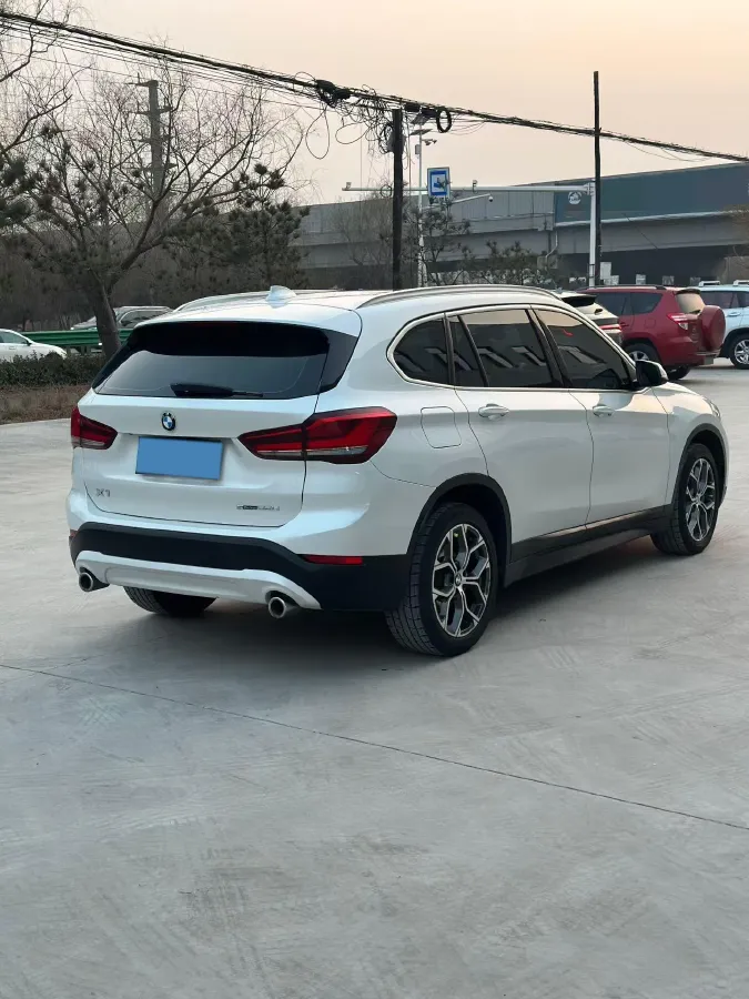2022 BMW X1 2.0T 192HP L4 7DCT,autocango,china used car exporter,china ev exporter,chinese used car exporter,chinese used ev exporter