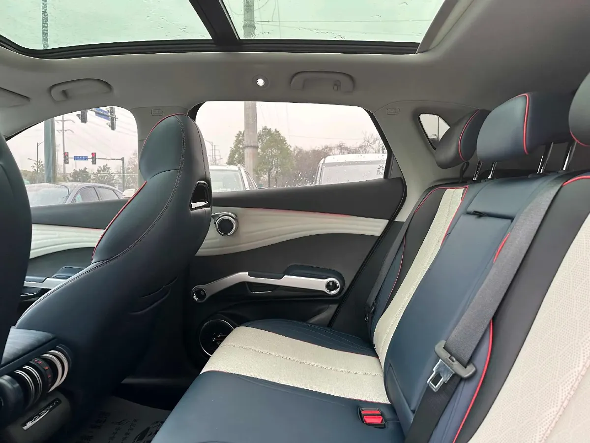 2022 Foton Grand General G7 2.0T 238HP L4 8AT,autocango,china used car exporter,china ev exporter,chinese used car exporter,chinese used ev exporter