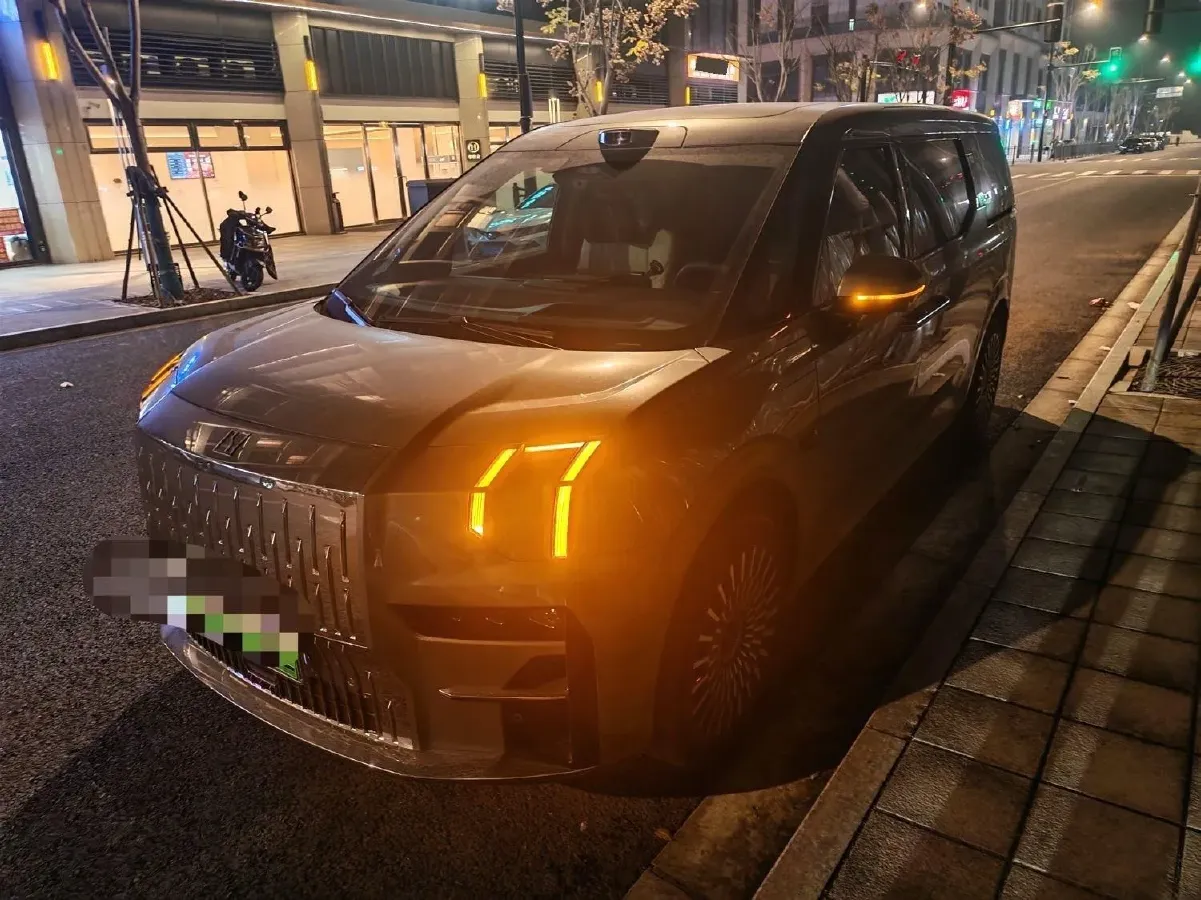 2024 Zeekr 009 BEV 108KWH,autocango,china used car exporter,china ev exporter,chinese used car exporter,chinese used ev exporter