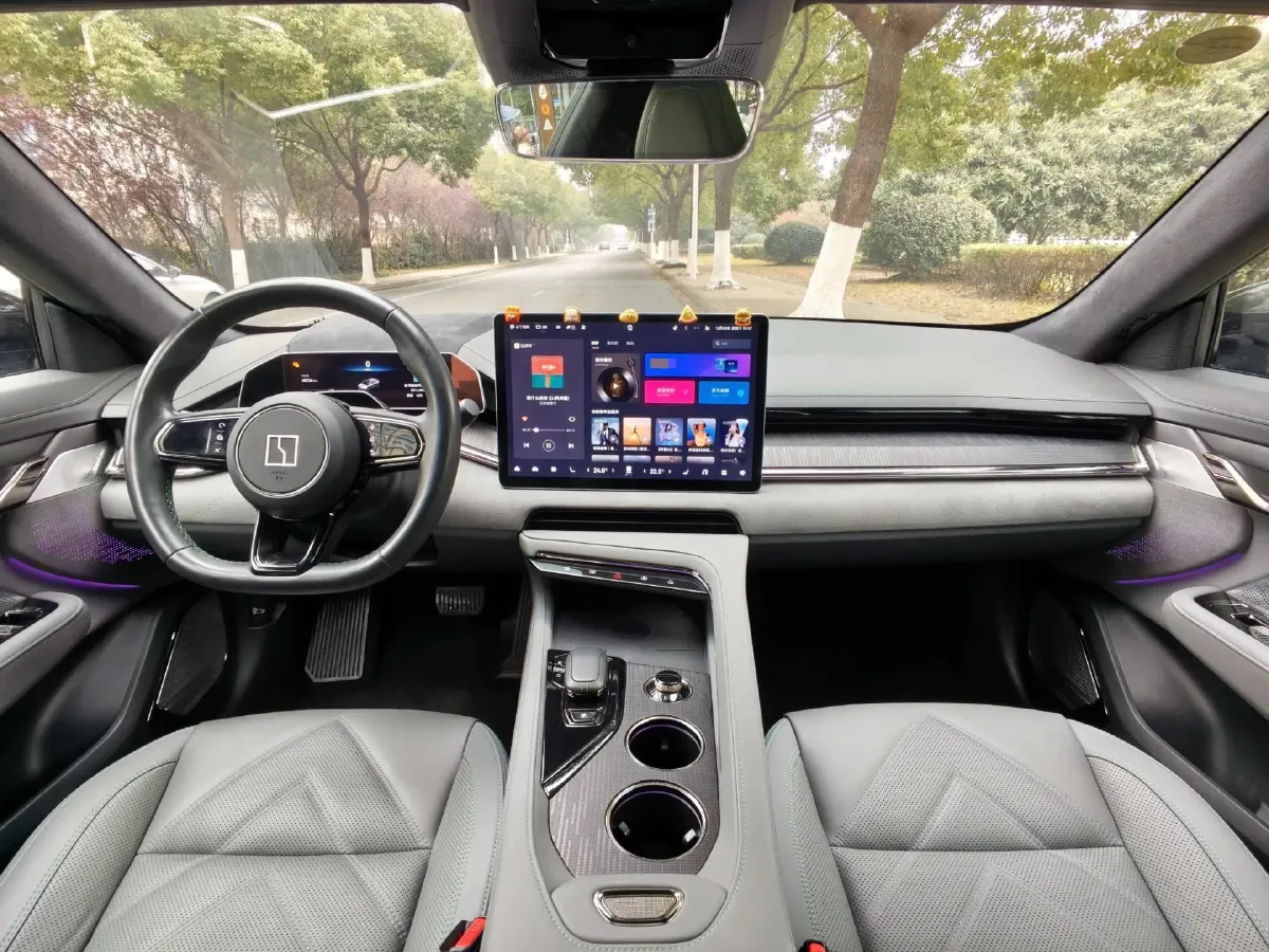 2023 Zeekr 001 BEV 100KWH,autocango,china used car exporter,china ev exporter,chinese used car exporter,chinese used ev exporter