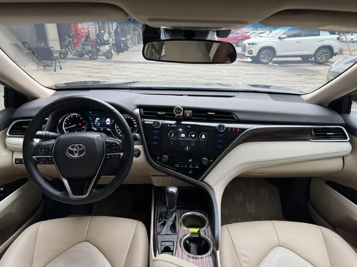 2019 Toyota Camry 2.0L 178HP L4 CVT,autocango,china used car exporter,china ev exporter,chinese used car exporter,chinese used ev exporter