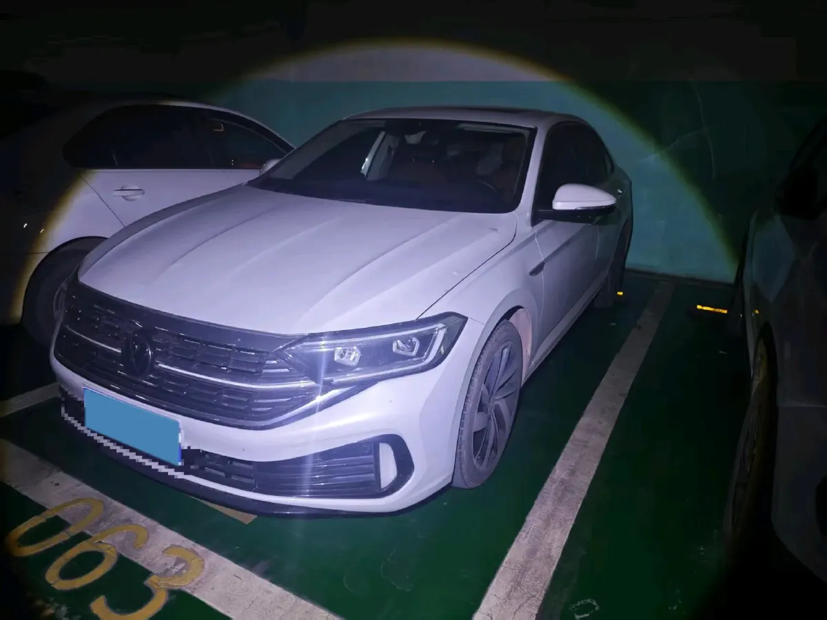 2023 Volkswagen Sagitar 1.5T 160HP L4 7DCT,autocango,china used car exporter,china ev exporter,chinese used car exporter,chinese used ev exporter