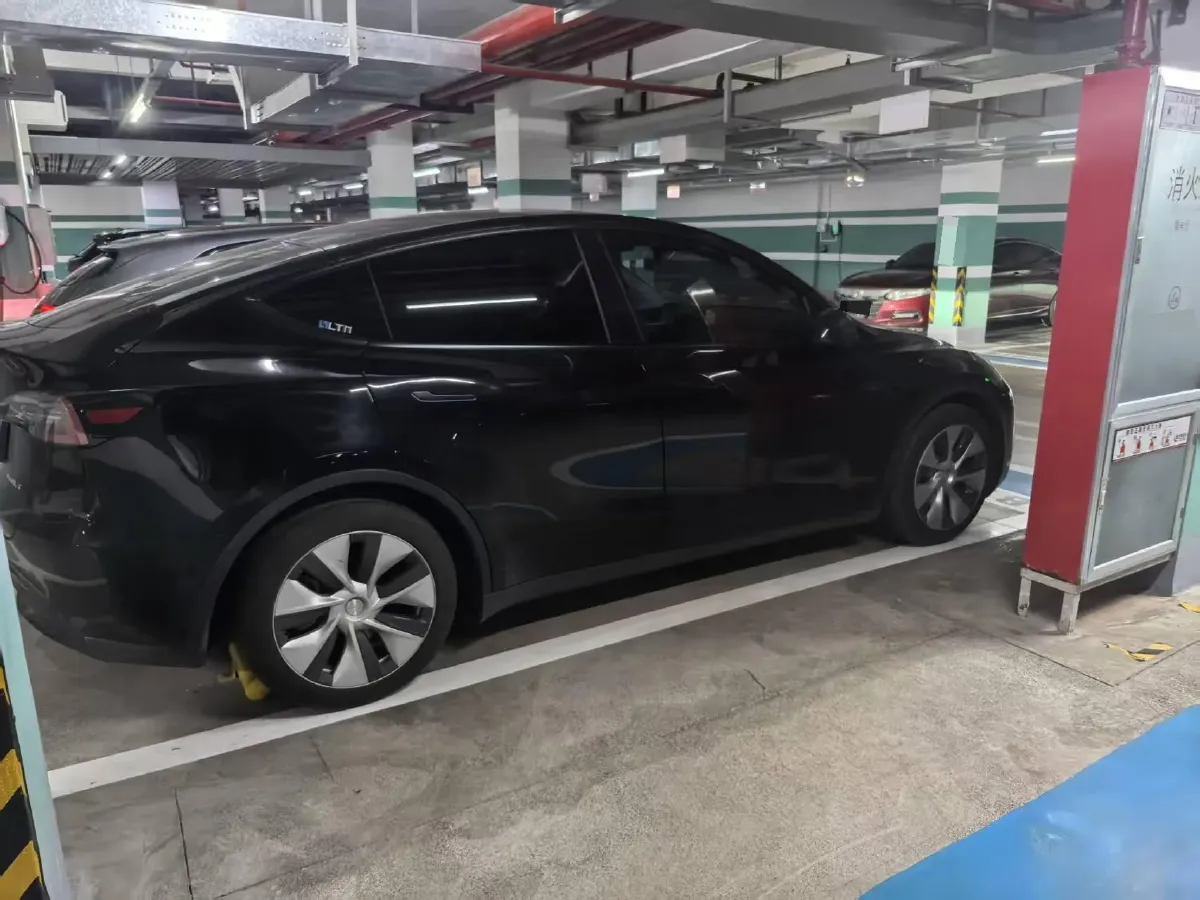 2021 MINI COUNTRYMAN 1.5T 136HP L3 8AT,autocango,china used car exporter,china ev exporter,chinese used car exporter,chinese used ev exporter