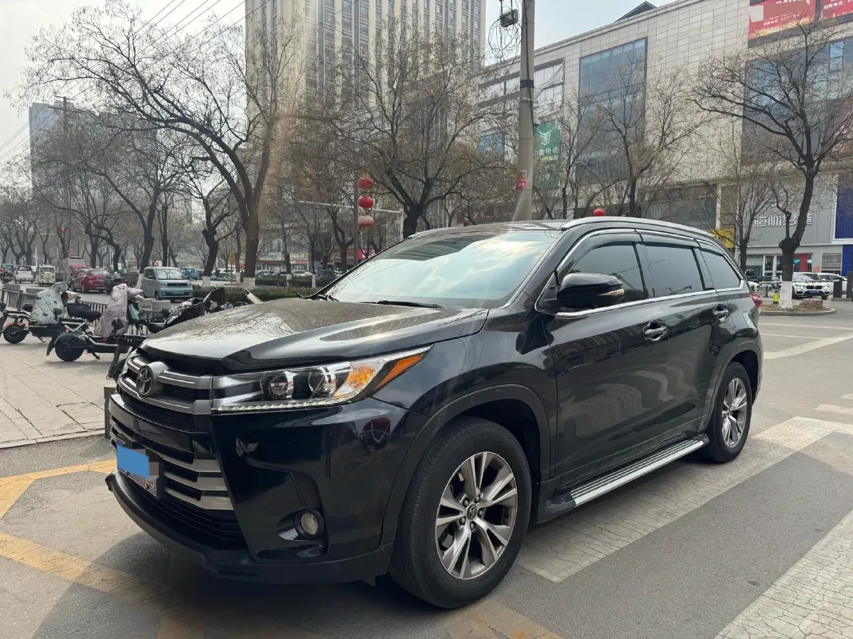 2021 Toyota Highlander 2.0T 220HP L4 6AT,autocango,china used car exporter,china ev exporter,chinese used car exporter,chinese used ev exporter