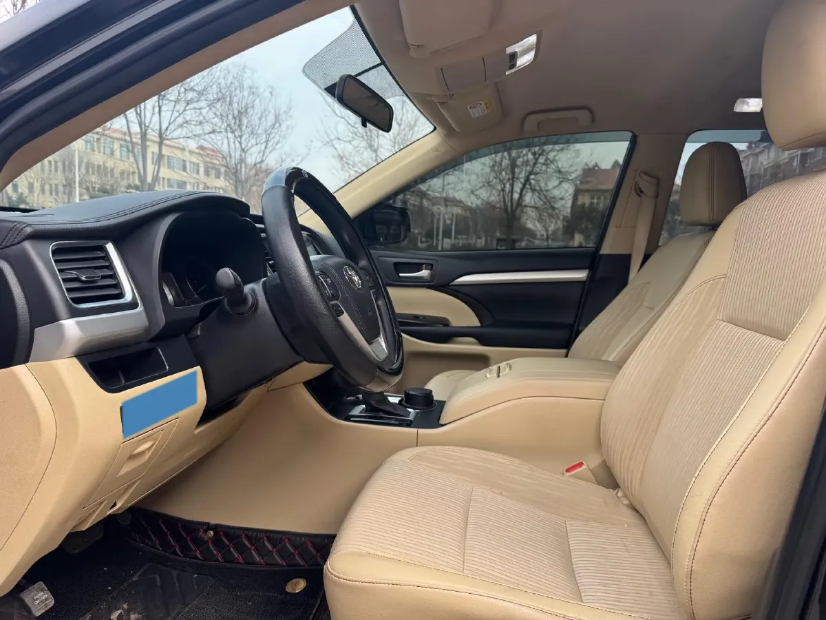 2021 Toyota Highlander 2.0T 220HP L4 6AT,autocango,china used car exporter,china ev exporter,chinese used car exporter,chinese used ev exporter