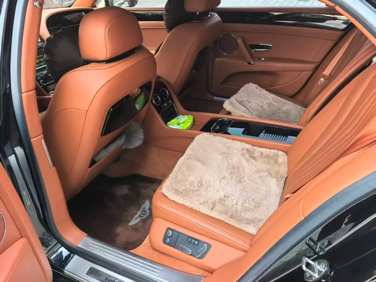 2017 Bentley Flying Spur 4.0T 507HP V8 8AT,autocango,china used car exporter,china ev exporter,chinese used car exporter,chinese used ev exporter