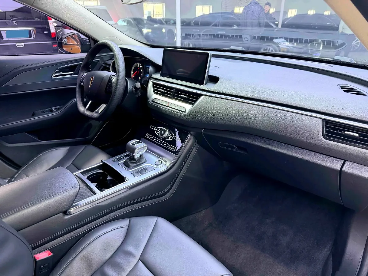 2020 HongQi H5 1.5T 169HP L4 7DCT,autocango,china used car exporter,china ev exporter,chinese used car exporter,chinese used ev exporter