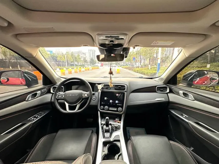 2019 LYNK&CO 01 2.0T 190HP L4 7DCT,autocango,china used car exporter,china ev exporter,chinese used car exporter,chinese used ev exporter