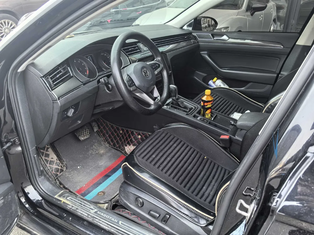 2020 Volkswagen Magotan 2.0T 186HP L4 7DCT,autocango,china used car exporter,china ev exporter,chinese used car exporter,chinese used ev exporter