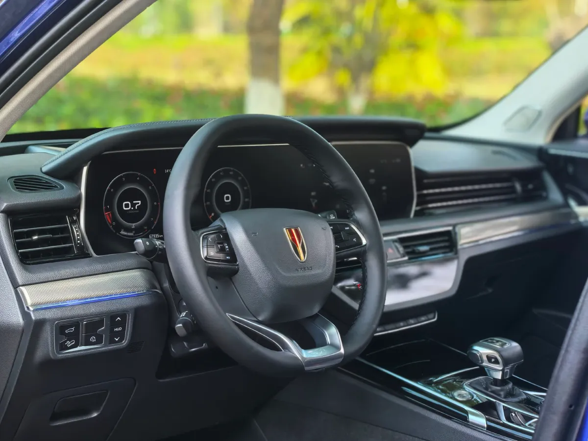 2022 HongQi HS5 2.0T 224HP L4 6AT,autocango,china used car exporter,china ev exporter,chinese used car exporter,chinese used ev exporter