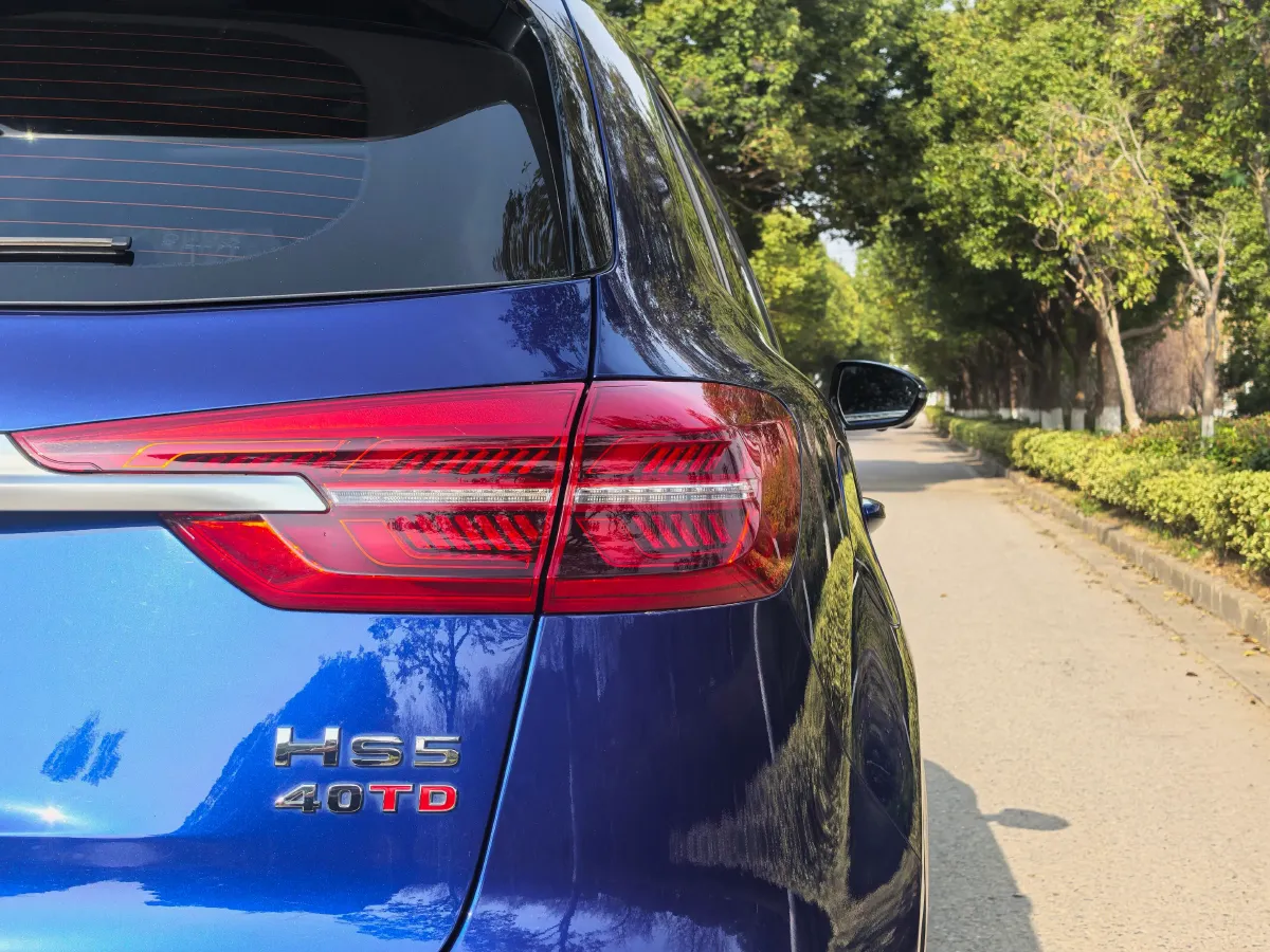 2022 HongQi HS5 2.0T 224HP L4 6AT,autocango,china used car exporter,china ev exporter,chinese used car exporter,chinese used ev exporter